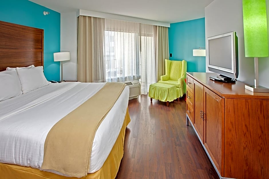 Holiday Inn Express Fishers - Indy's Uptown, an IHG Hotel