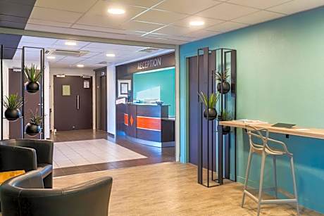 Sure Hotel by Best Western St-Amand-Les-Eaux