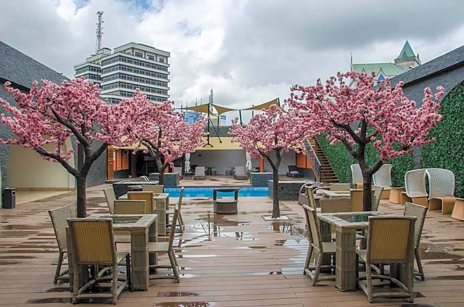 Best Western Plus Meridian Hotel