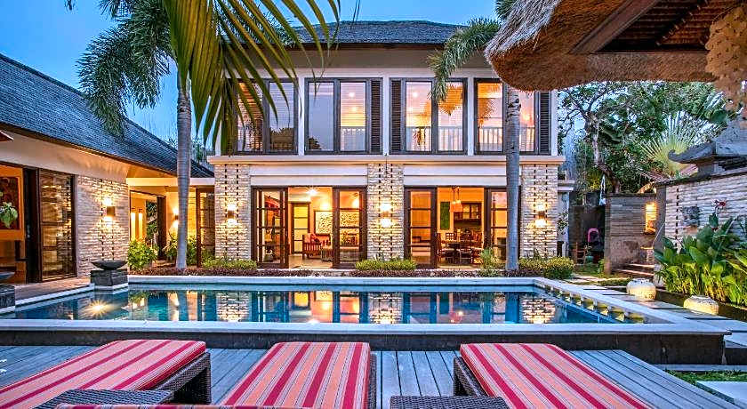 Villa Saffron Seminyak Bali