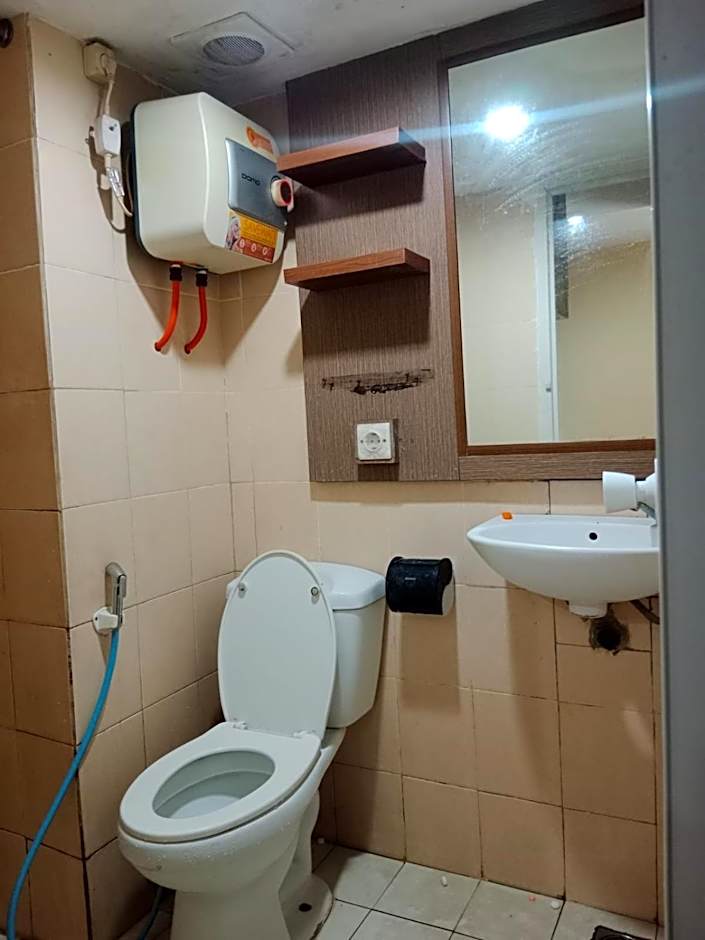 OYO Life 92649 Jarrdin Apartment By Glory