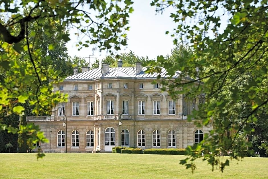 Château De La Motte Fenelon