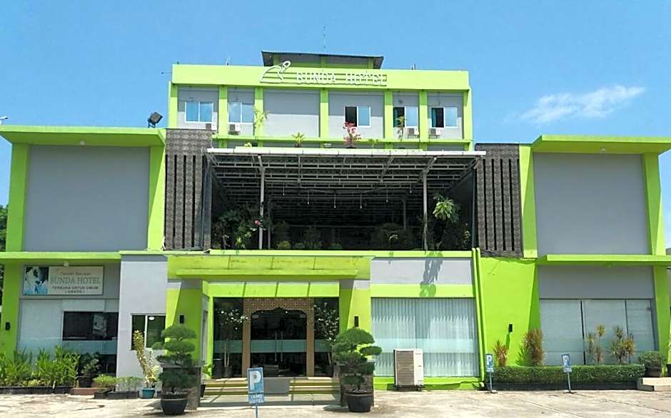 Townhouse Oak Padang near RTH Imam Bonjol