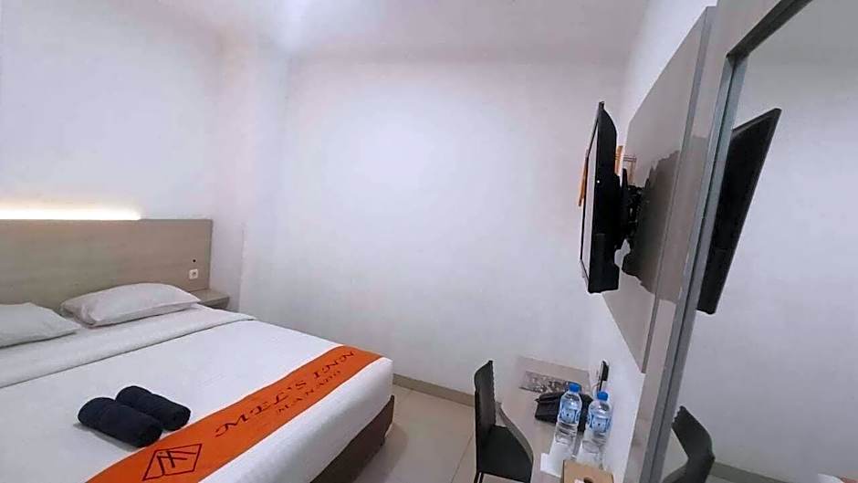 MEL'S INN MANADO