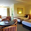 Three Explorers Motel