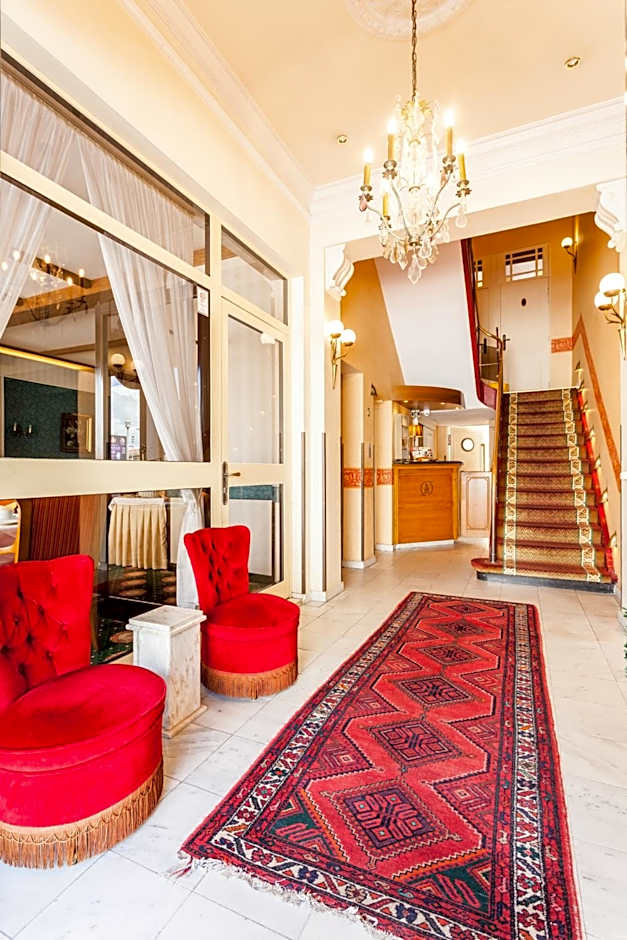 Malecot Hotel by F-Hotels