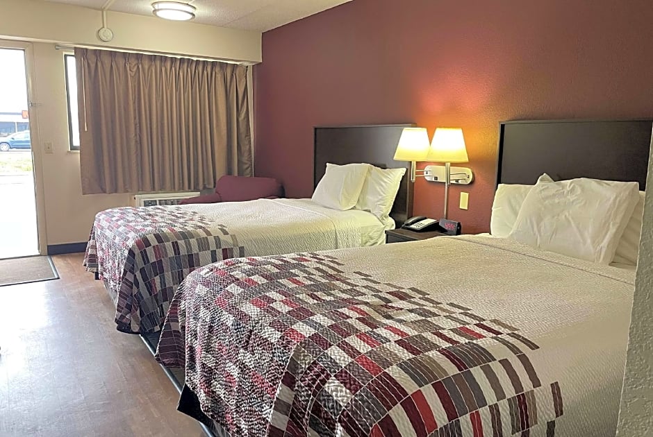 Travelodge by Wyndham Holland/Toledo – Holland, OH