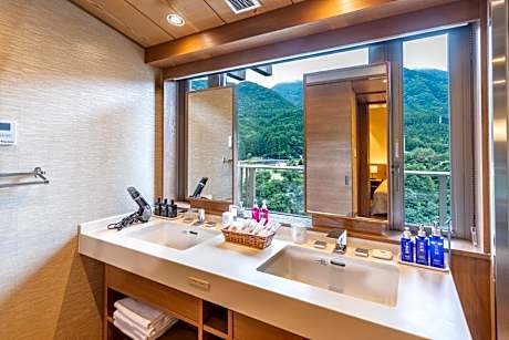 Suite with Balcony