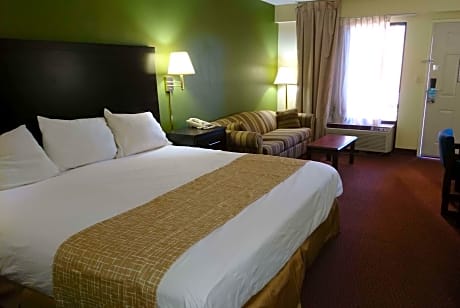 1 King Bed Suite Non-Smoking
