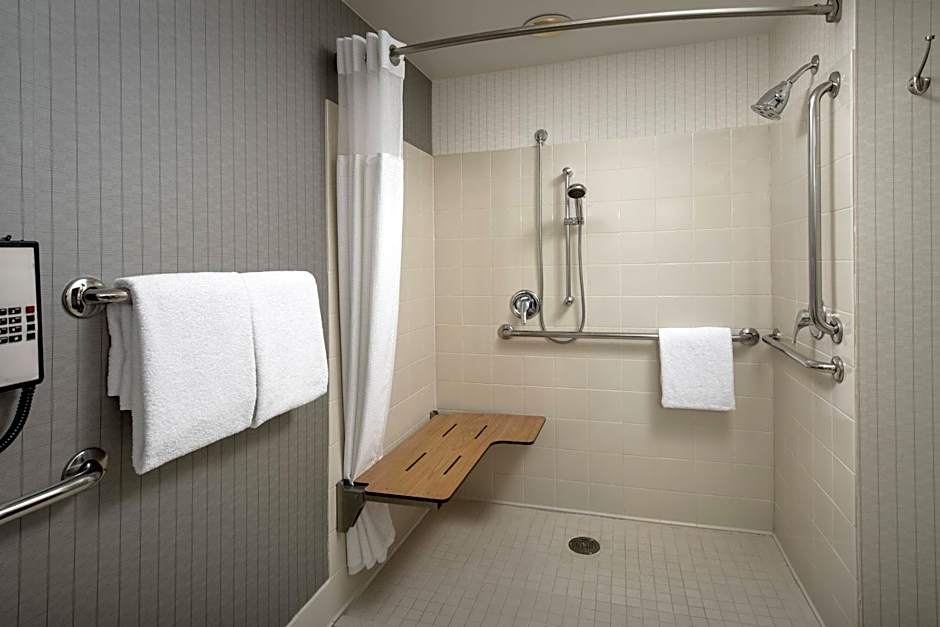 Courtyard by Marriott Tacoma Downtown