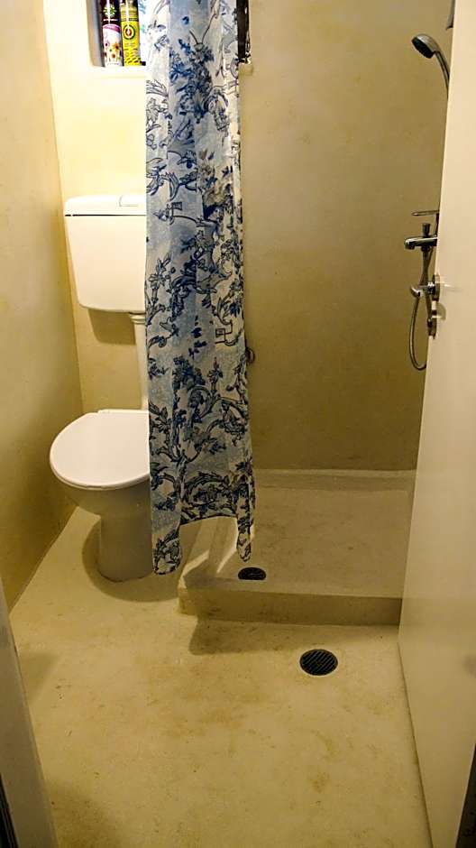 Rhodes Backpackers Boutique Hostel and Apartments