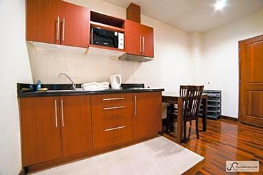 Kanavera Sriracha Hotel & Serviced Apartment