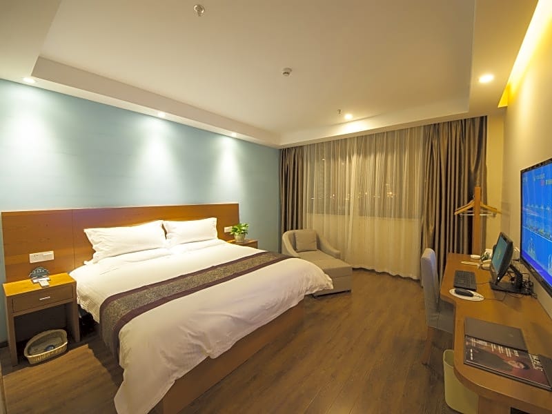 GreenTree Inn Taizhou JingJiang Zhongzhou Road Sunshine international business hotel