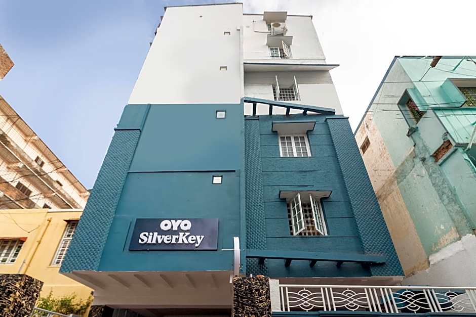 Bhagat Mansion by OYO Rooms