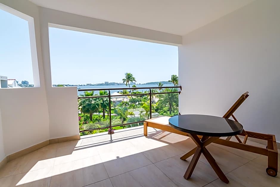 Hommage Hotel & Residences