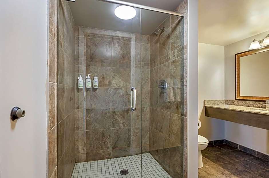 Days Inn by Wyndham Airdrie