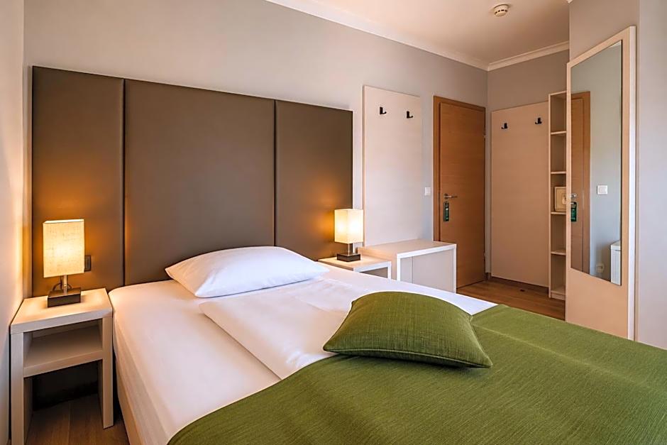 Arion Airport Hotel