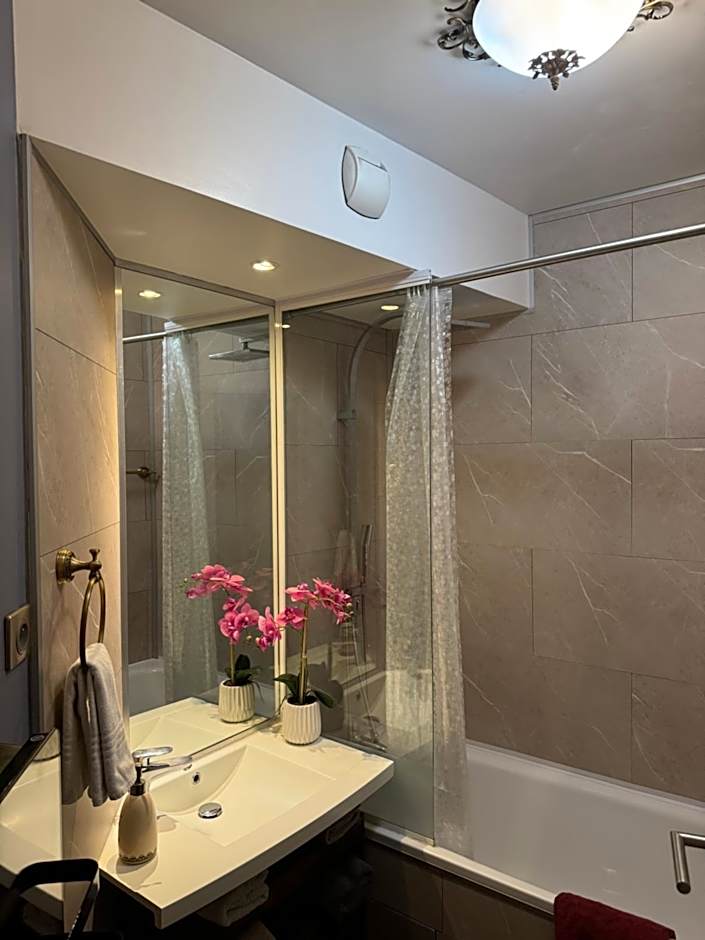 ALTAMIRA (Paris Expo - Porte de Versailles)