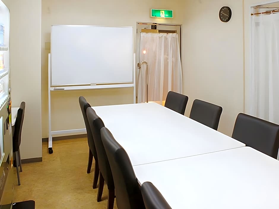 Hotel Livemax Tokyo Hamura Ekimae