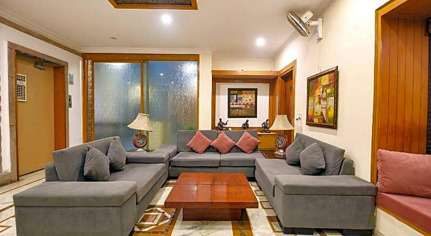 Siris 18 Hotel Gurgaon