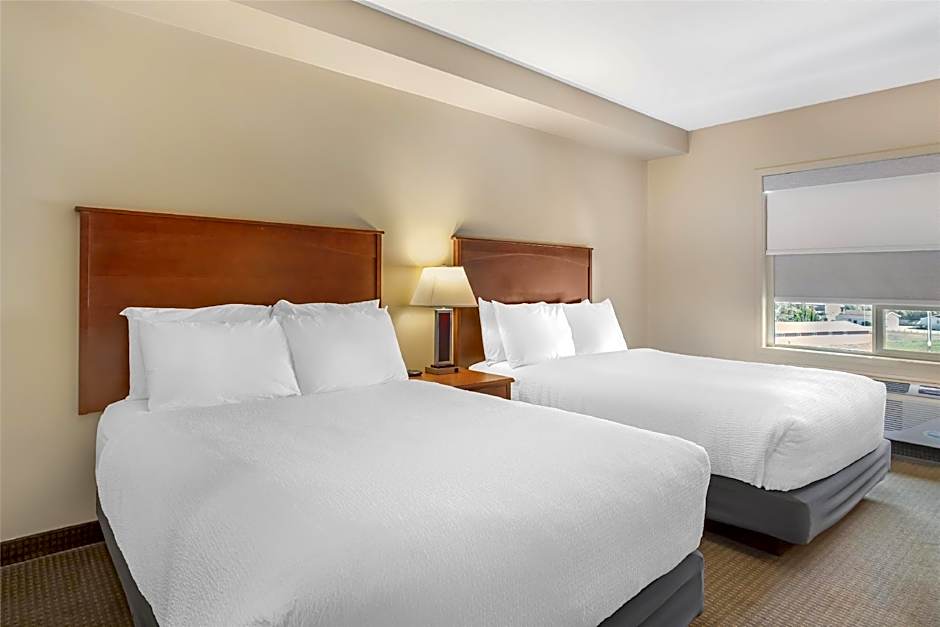 Best Western Plus Service Inn & Suites