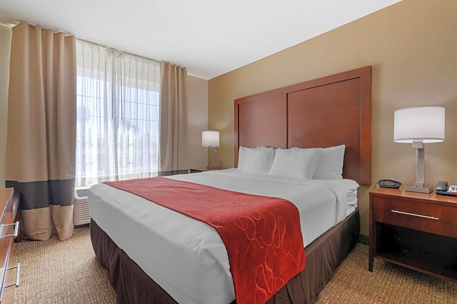 Comfort Suites Downtown Sacramento