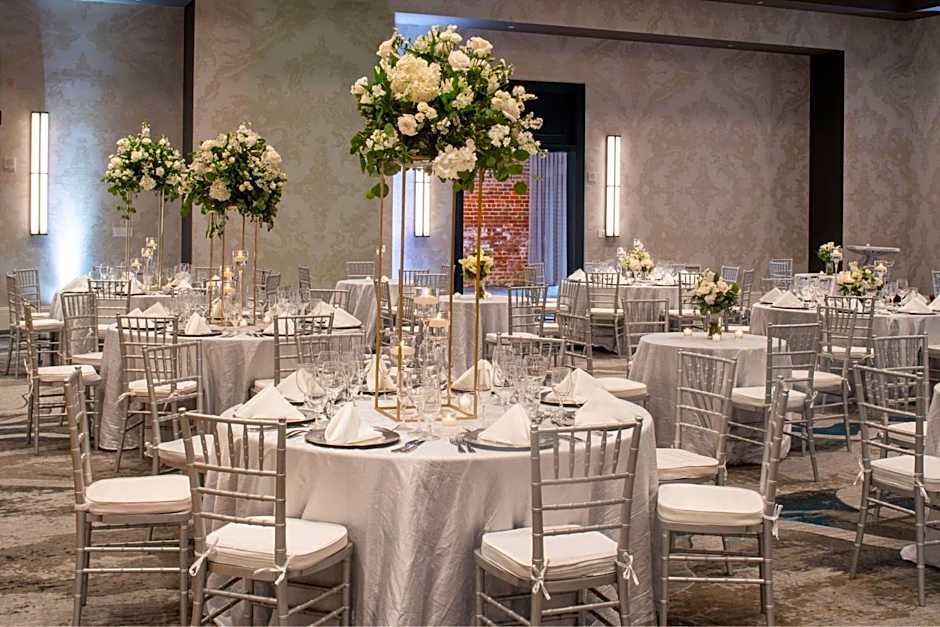 New Orleans Marriott Warehouse Arts District