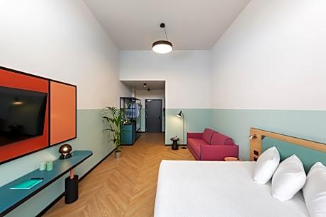 Deluxe Double Room with Extra Bed