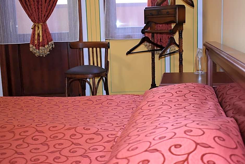 Family Hotel at Renaissance Square