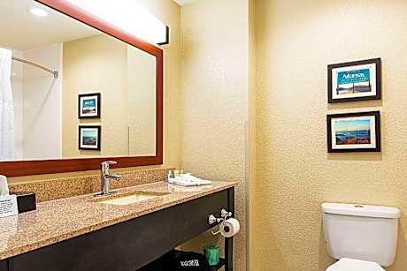 2 Queen Beds, Suite, Nonsmoking
