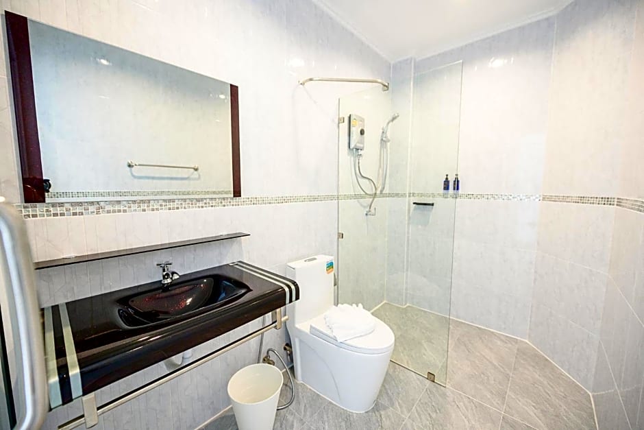 Marble Arch De Loei Hotel