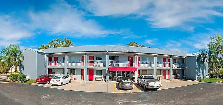 Lakeview Inn & Suites Okeechobee
