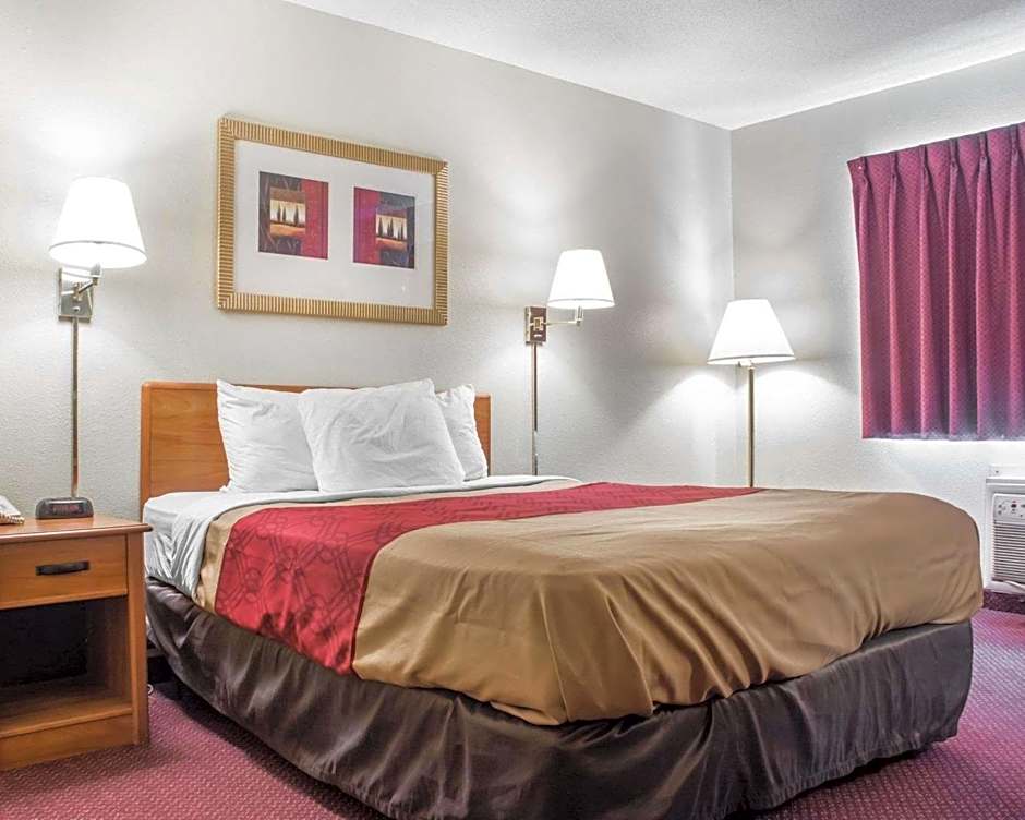 Econo Lodge Ithaca Airport