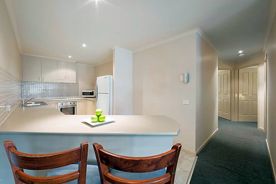 Canberra Parklands Central Apartment Hotel