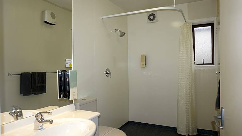 Ashleigh Court Motel