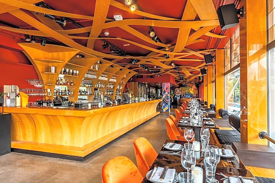 Apollo Hotel Amsterdam, a Tribute Portfolio Hotel