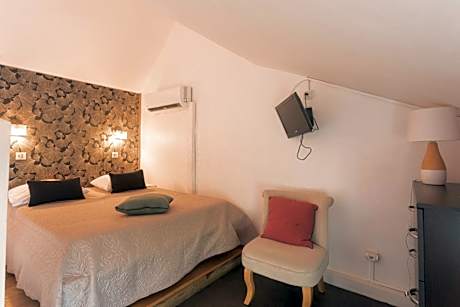 14 - LE VACOA - CHAMBRE 14 ETG D