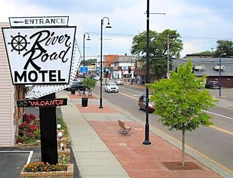River Road Motel