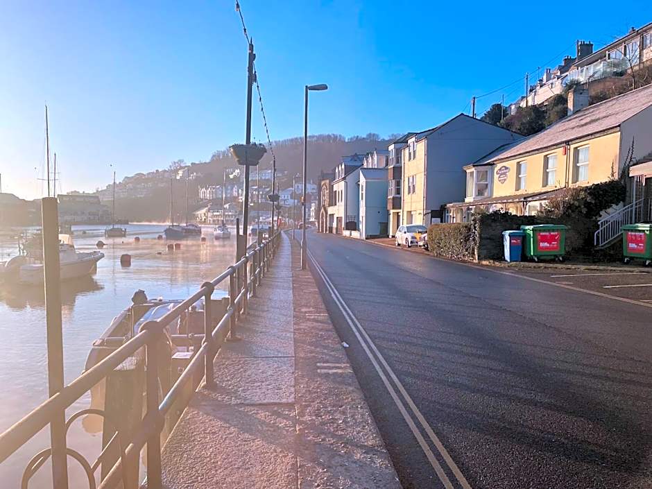 Little Mainstone Guest House