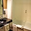 Fiordland Hotel