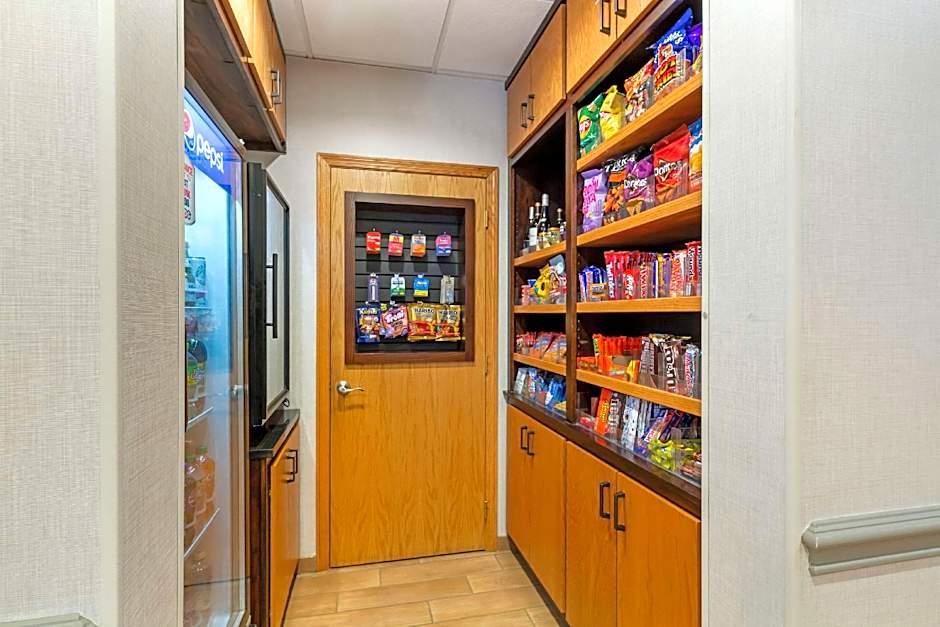 Comfort Inn & Suites Akron South