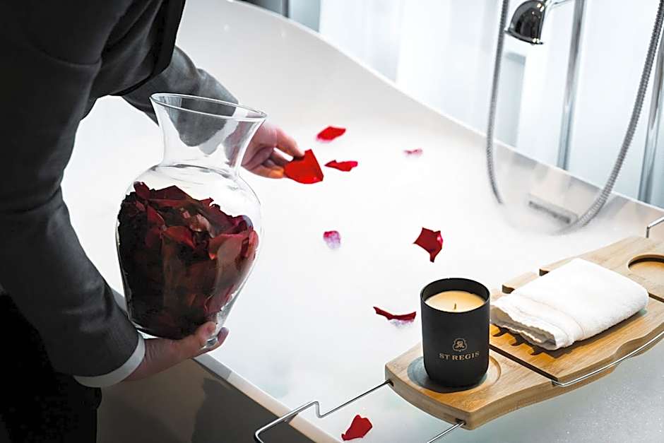 The St. Regis Toronto