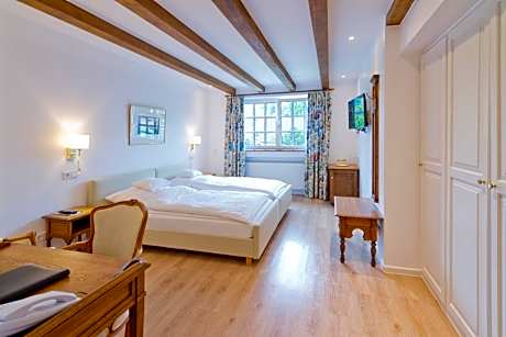 Romantik Waldhotel Mangold