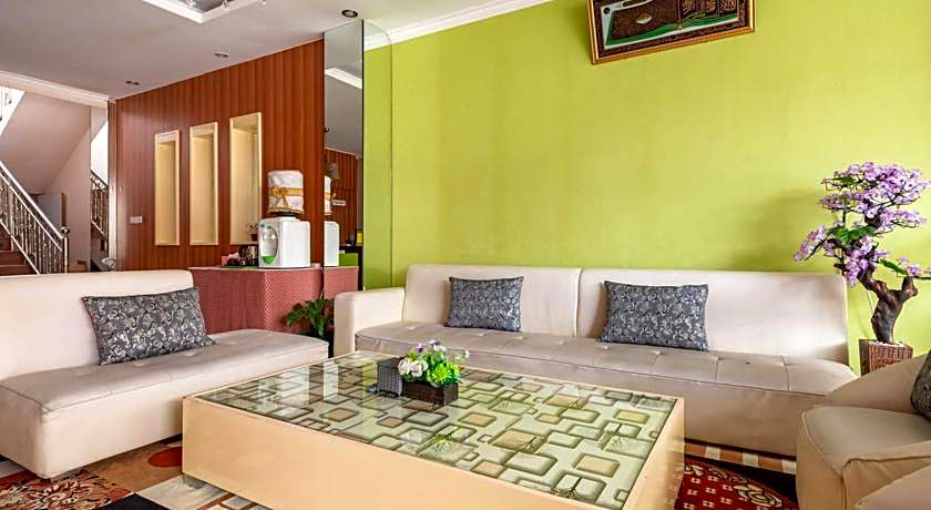 RedDoorz Syariah @ Soekarno Hatta Indah 2