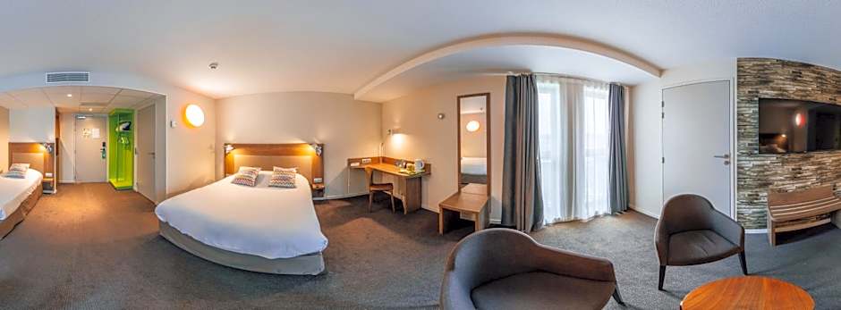 CAMPANILE BELFORT MONTBELIARD Gare La Jonxion