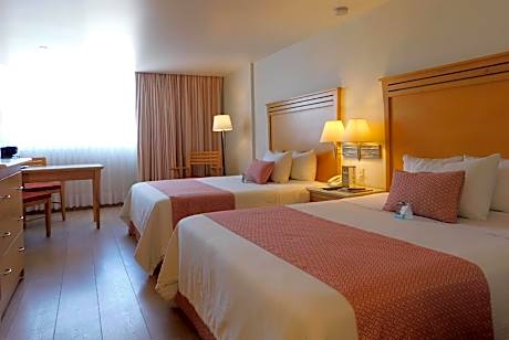 Queen Room with Two Queen Beds - Non-Smoking