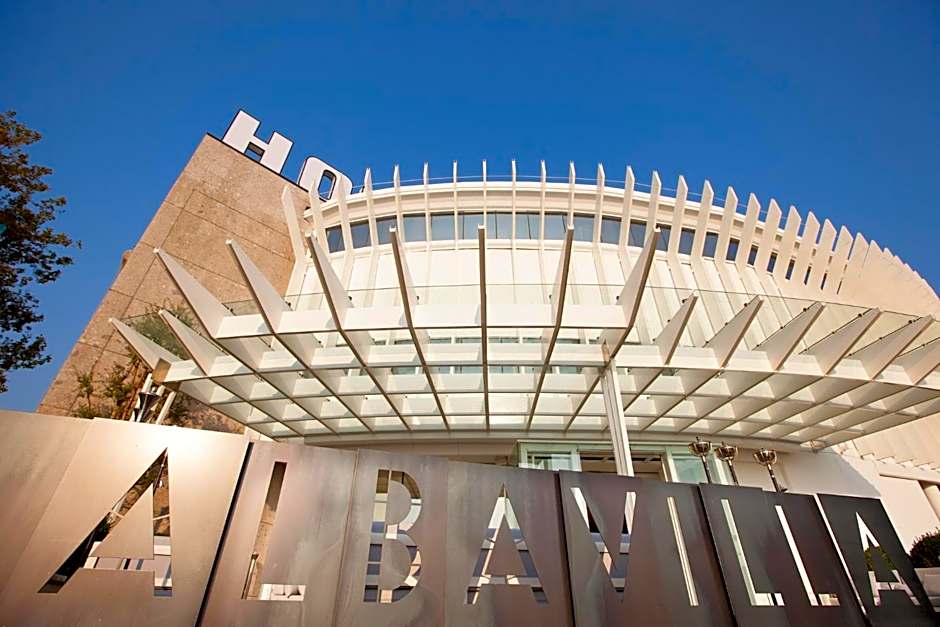 Albavilla Hotel & Co