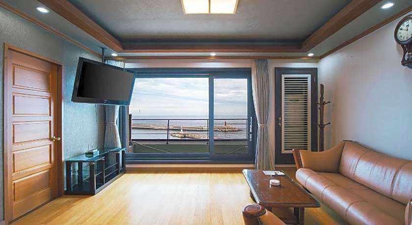 Benikea Hotel Mountain & Ocean Sokcho