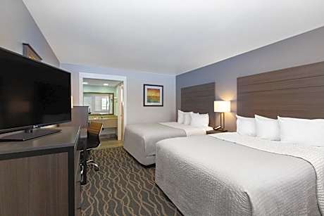 Double Room with Two Double Beds - Mobility/Hearing Accessible - Non-Smoking