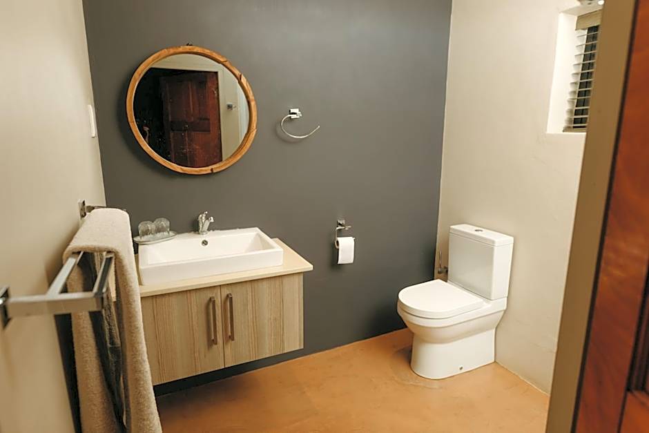 Sensiri Plains Safari Lodge